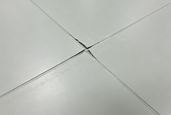 洁净厂房装饰装修及机电安装常见质量缺陷与防控措施研究(图1)